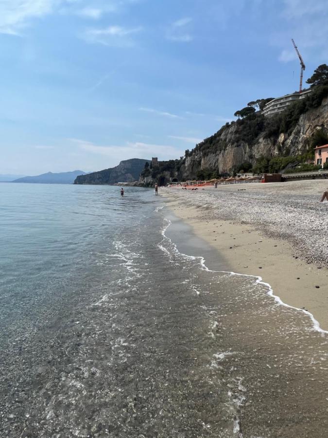 Апартаменти Al 37 Vista Mare E Colline Фінале-Лігуре Екстер'єр фото