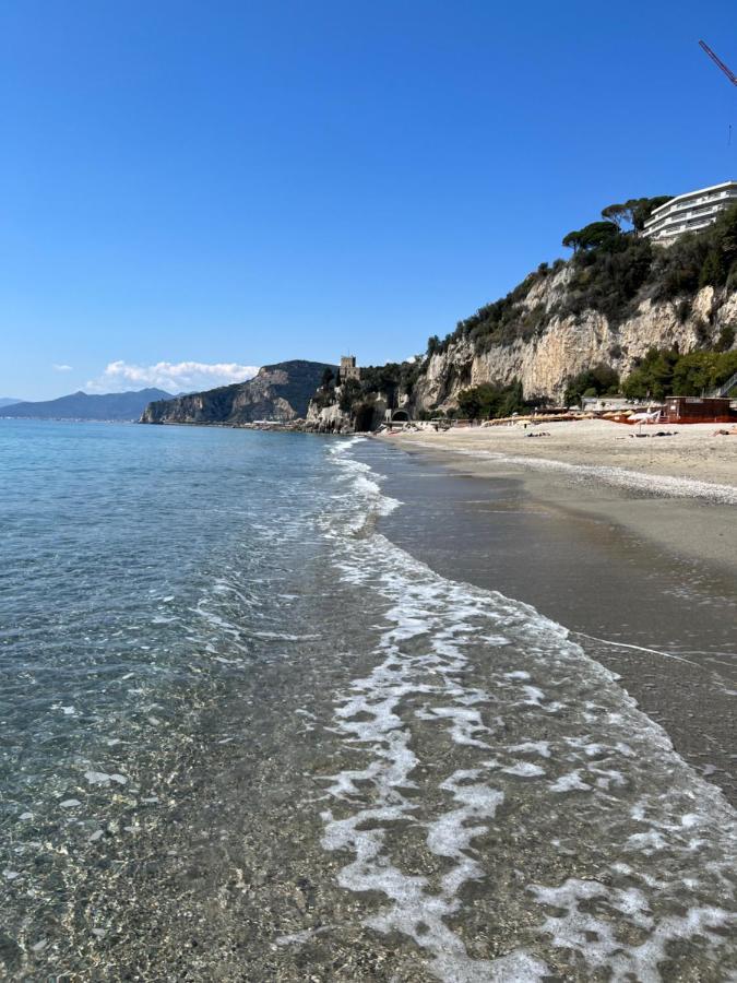 Апартаменти Al 37 Vista Mare E Colline Фінале-Лігуре Екстер'єр фото